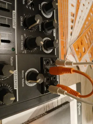 Sintetizador Arturia Microbrute