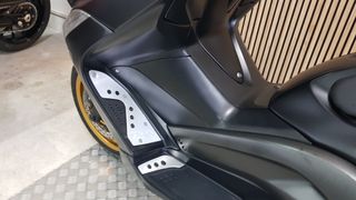 YAMAHA T-MAX 500 AKRAPOVIC