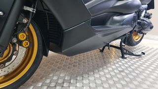 YAMAHA T-MAX 500 AKRAPOVIC