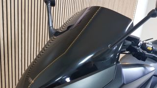 YAMAHA T-MAX 500 AKRAPOVIC