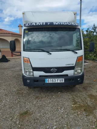 Nissan NT400 Cabstar 2007puerta elevable