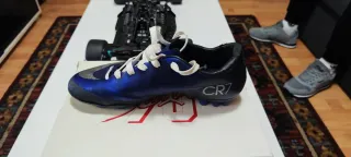 2 par Zapatillas Fútbol Campo Nike Tallas 41 y 42