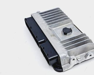 Centralita motor uce toyota 896610zs10 5071464