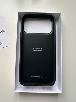 Funda iPhone 17 Pro Rimowa Negra