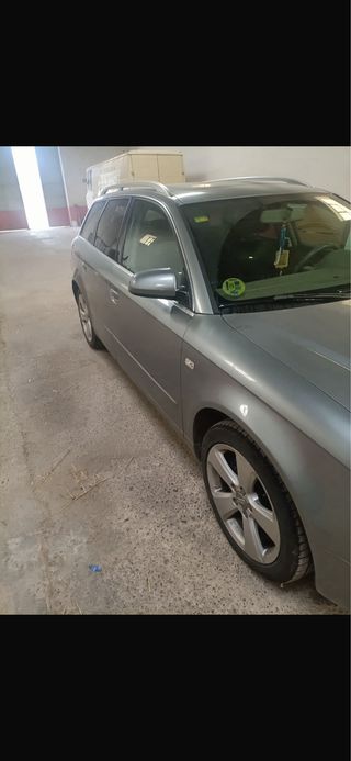 Vendo audi a4 en buen estadolo tiene todo cambiado