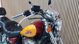 YAMAHA XV 1100 VIRAGO