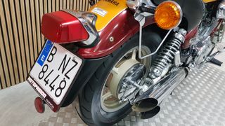 YAMAHA XV 1100 VIRAGO