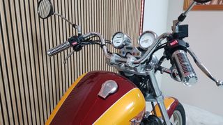 YAMAHA XV 1100 VIRAGO