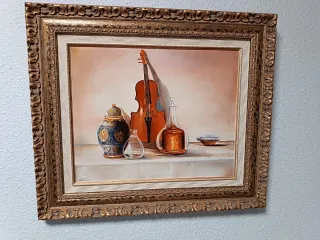 Cuadro pintado a mano con violín y jarrón