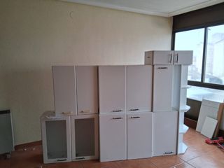Muebles de cocina blancos