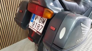 HONDA PAN EUROPEAN ST 1100