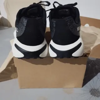 Zapatillas Merrell Hombre/Mujer Negras y Blancas