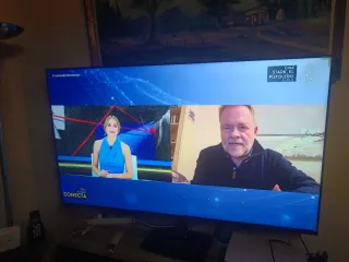 TV 65 PULGADAS Samsung Crystal UHD 65AU7095 Smart