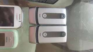 Pack 4 Móviles: Motorola, Nokia, Samsung