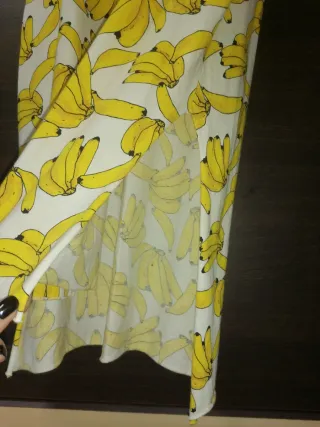 Camiseta larga con estampado de plátanos
