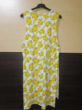 Camiseta larga con estampado de plátanos