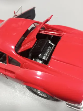 Ferrari 246GT 1/18