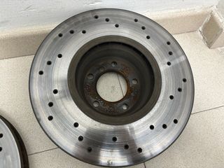 Discos de freno delanteros  BMW E60 535d