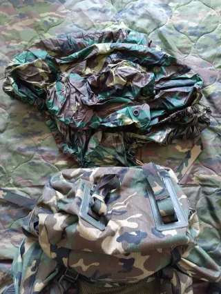 Mochila ejército altus 100 litros nueva con funda