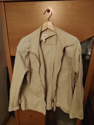 Cazadora H&M Beige Talla L
