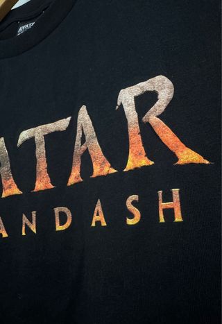 Camiseta Avatar Fuego y Ceniza Talla L