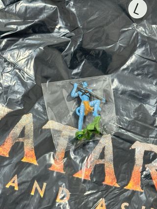 Camiseta Avatar Fuego y Ceniza Talla L