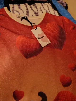 Vestido Betty Boop Largo Brillo Corazones.