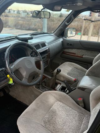 NISSAN PATROL GR Y61