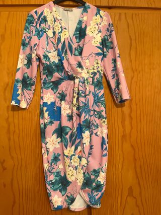 Vestido floral rosa manga larga