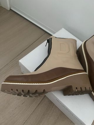 Botines Dora Latina Piel Beige y Marron