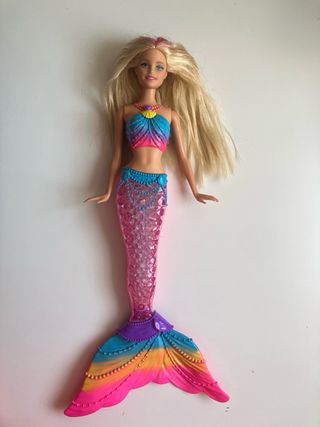 Barbie Sirena Arcoíris
