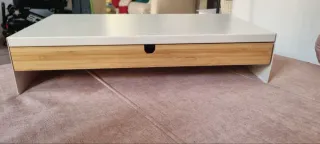 Soporte para portátil con cajón