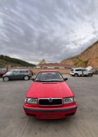 Culata skoda 107948 047103373m felicia 1.3 g