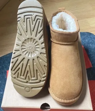 Botas UGG Talla 39 Marrón