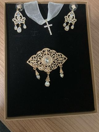 Aderezo bebé dorado