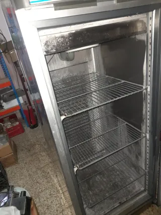 Congelador vertical Koxka