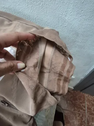 Faja moldeadora entera beige talla L. Nueva