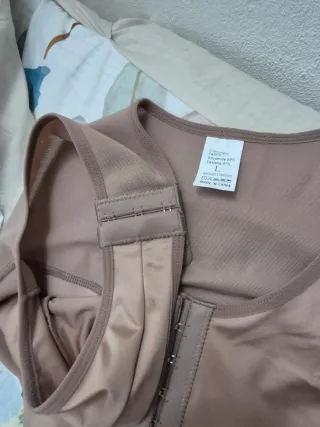 Faja moldeadora entera beige talla L. Nueva