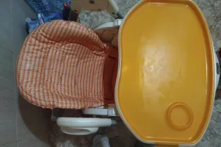 Trona de bebé naranja