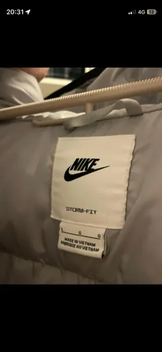 Plumífero Nike Air Max Gris Negro