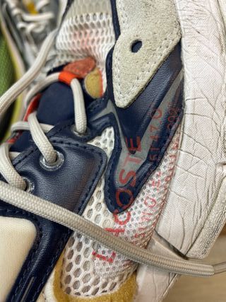 Alpargatas azules y blancas