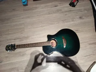 Guitarra Electroacústica Yamaha