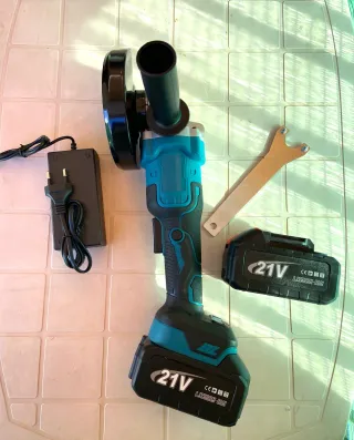 Se venden dos radiales, 85€ nuevas si usar