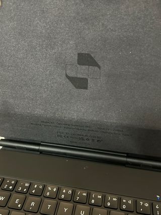 NUFLAZ Teclado Magic ipad 11Generación A16 2025