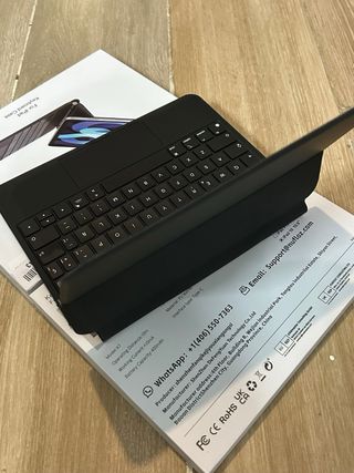 NUFLAZ Teclado Magic ipad 11Generación A16 2025