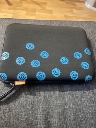 Mini Lapto 110 ! Viene con su funda y cargador