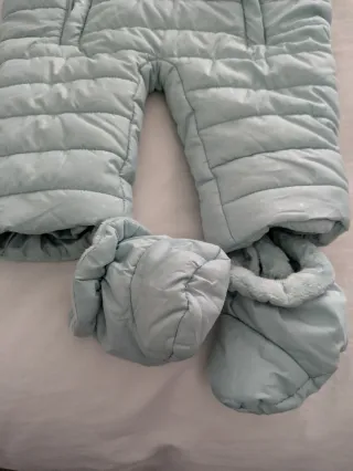 Abrigo buzo de bebé 3-6 meses