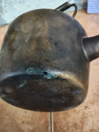 Tetera de cobre antigua