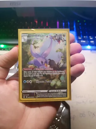 Goodra de Hisui Carta Pokémon FASE 2