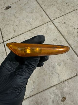 Intermitente aleta derecha E46